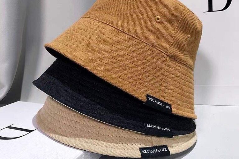 Wholesale reversible bucket hat supplier (2) Stylish reversible bucket hat with double-sided design