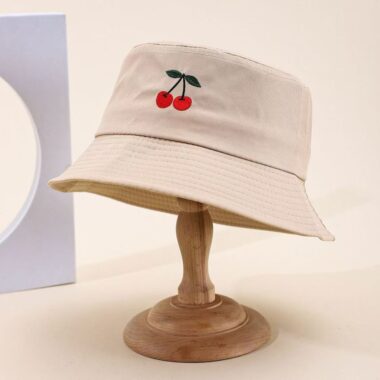 Cute embroidered sun-proof bucket hat for spring and summer