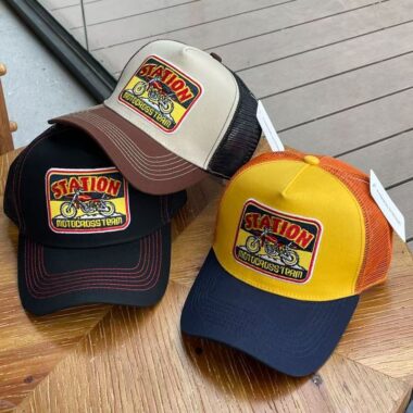 Outdoor mesh breathable embroidered trucker hat