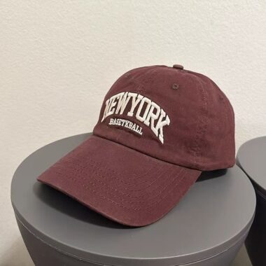 Classic minimal embroidered unisex casual baseball hat