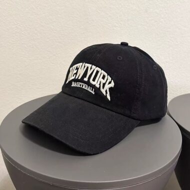 Classic minimal embroidered unisex casual baseball hat