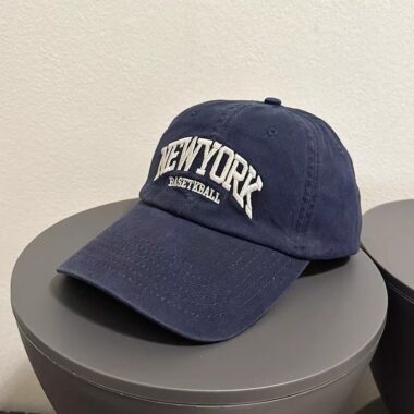 Classic minimal embroidered unisex casual baseball hat