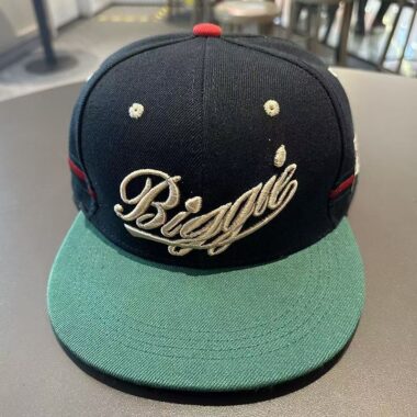 Wide-brim American hip-hop snapback hat for spring and summer