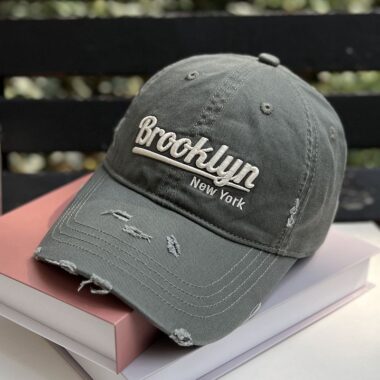 3D embroidered distressed casual all-match baseball hat