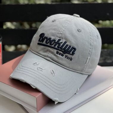 3D embroidered distressed casual all-match baseball hat