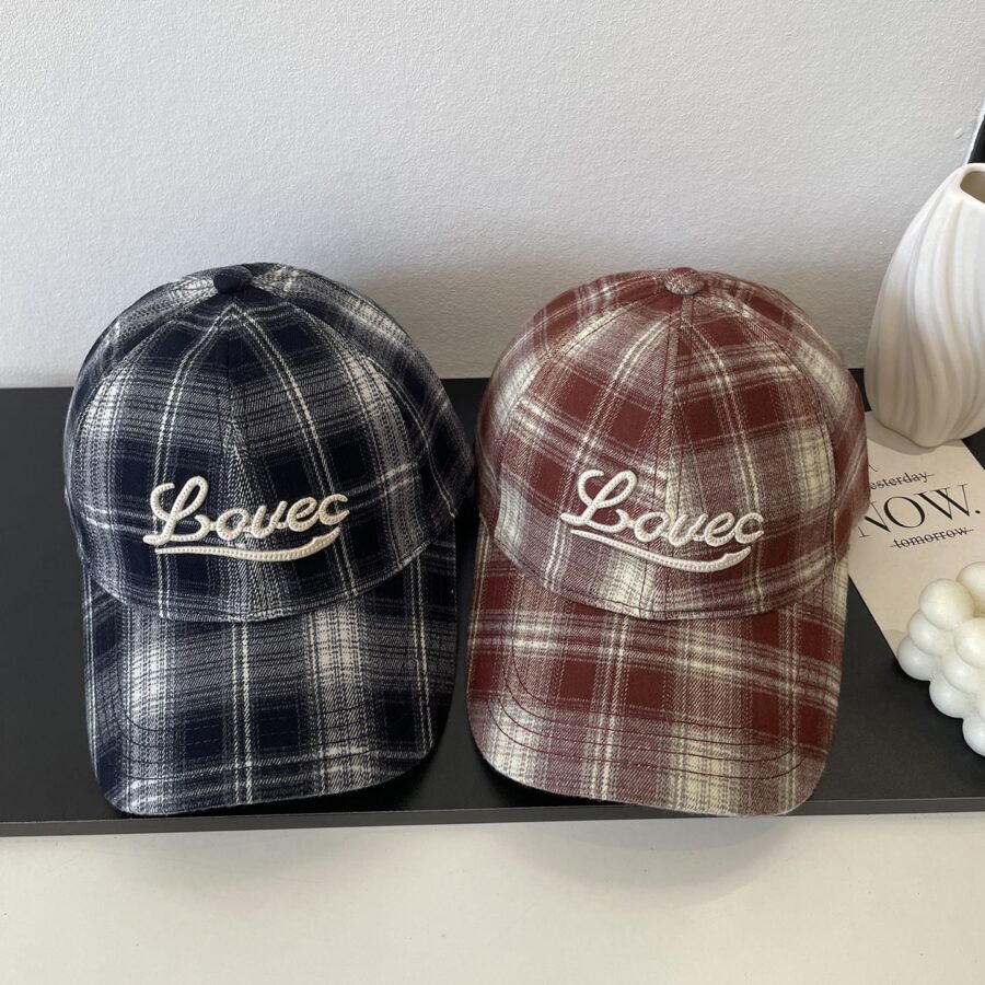 autumn winter korean vintage plaid letter embroidered baseball hat